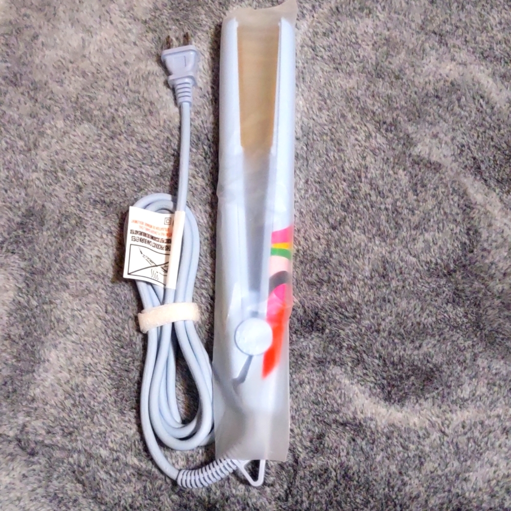 Hair straightener